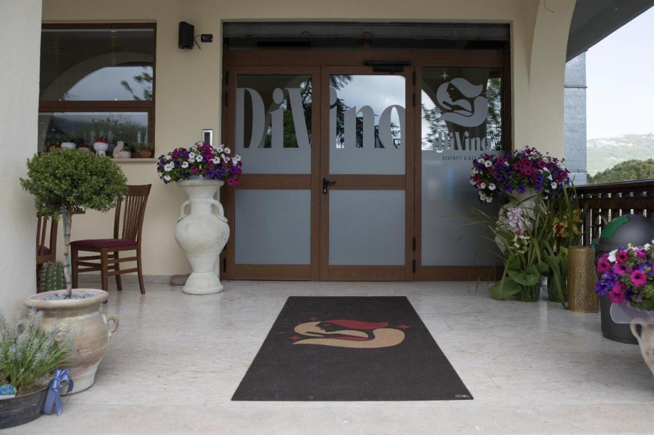 فندق Divino Bistrot E Relais Lenola المظهر الخارجي الصورة